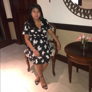 Meet your Posher, Daniela